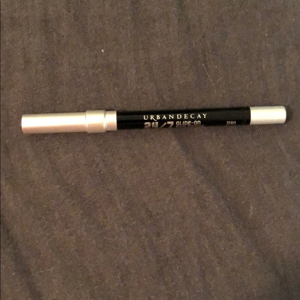 SOLD Urban decay eye pencil